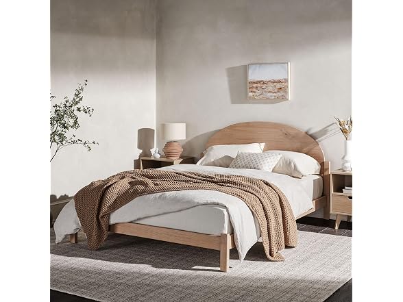 Walker Edison Queen Boho Arch Bed, White