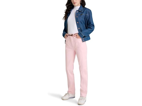 Wrangler (25) Nancy Jean