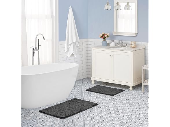 Laura Ashley Butter Chenille Bath Rug, Pi