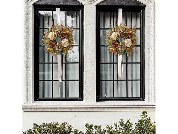 Rustic Hydrangea 24" Wreath