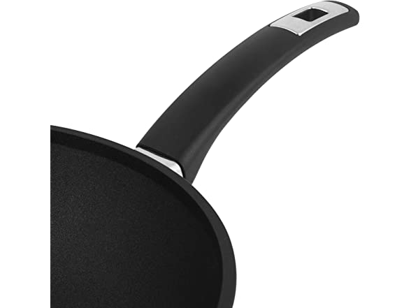 AROMA 5-Qt. German Cast Aluminum Wok