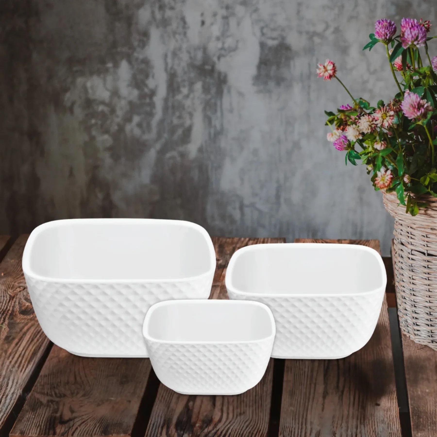 Le Regalo 3 Piece Stoneware Bowl Set - Gallery 10