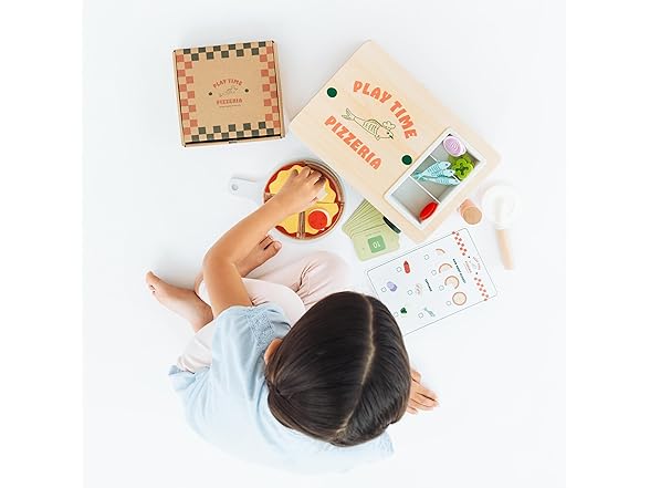 Pearhead Wooden Pizzeria Montessori Set, 38-Piece