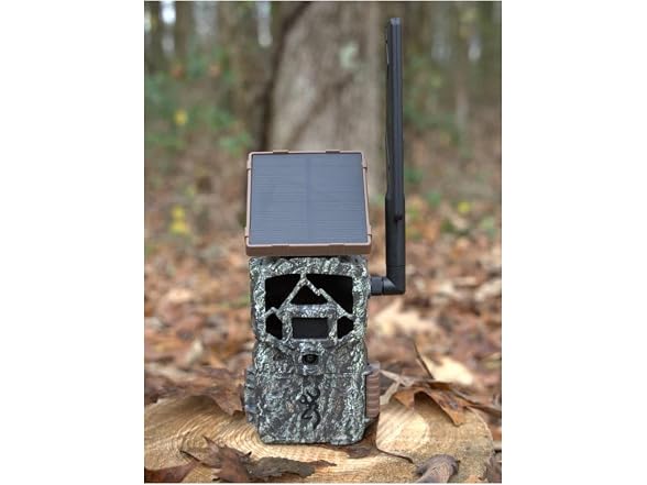 Browning Defender Pro Scout Max HD Solar