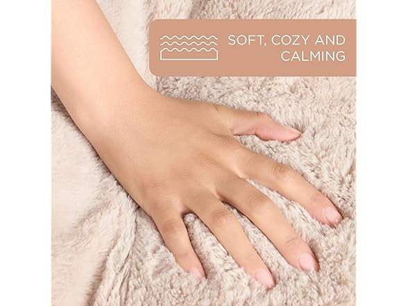 TOWN & COUNTRY EVERYDAY CuddleTown Faux 