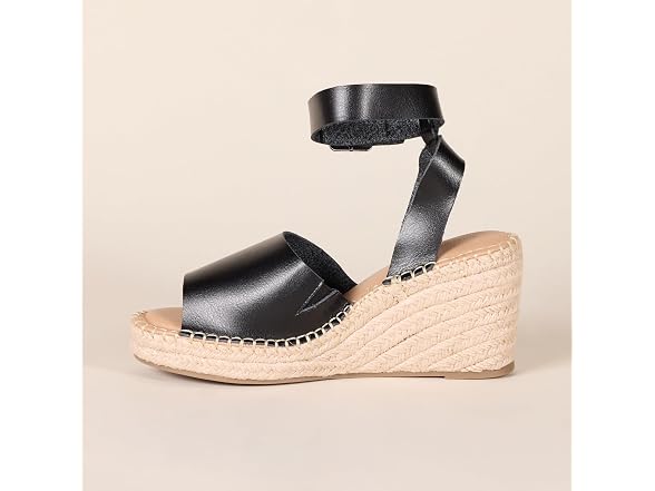 Amazon Essentials Women Comfortable Ankle Sandal