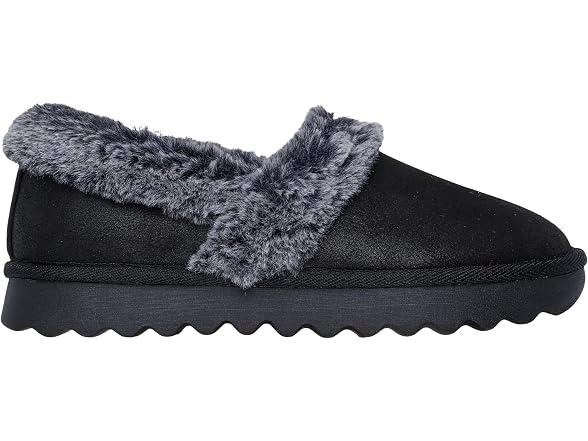 Skechers Women's Cozy UP slipper (9)
