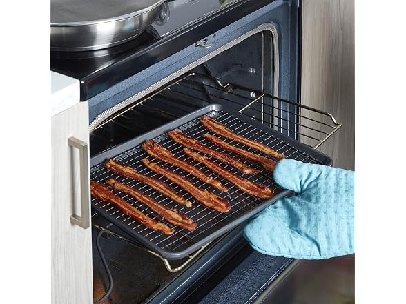 Chicago Metallic Non-Stick Cooling Rack for Baking