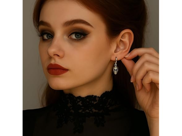 Blingsoul Horror Skull Earrings