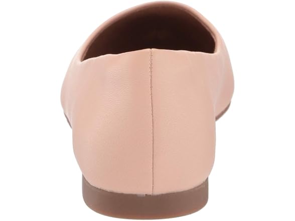 Amazon Essentials Women Cushioned Pointed-Toe Flat