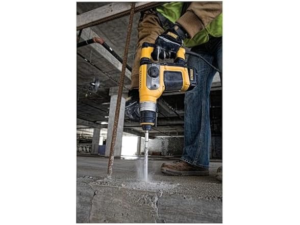 DEWALT D25416K Rotary Hammer, SDS, 1-1/8-Inch
