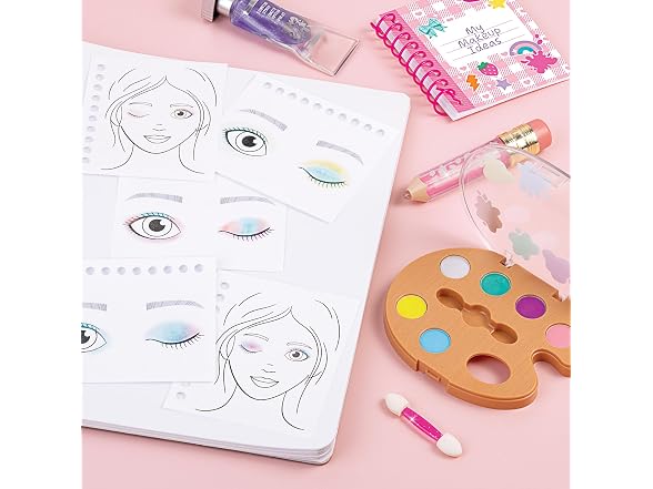 Make It Real: Work of Art Cosmetic Set - 11pc 