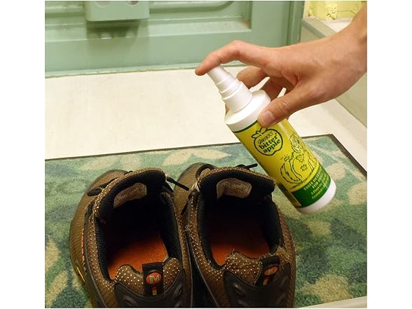 Grannick's Taste Deterrent for Dogs, 8 0z Pump Spray