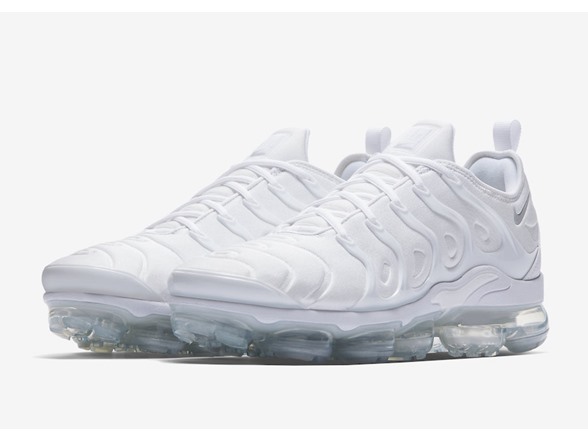 Nike Men's Air VaporMax Plus Shoes