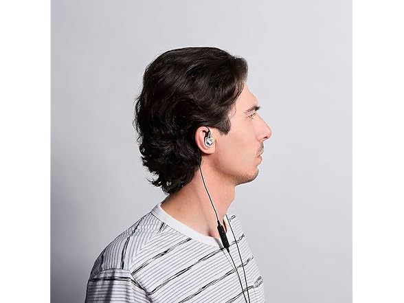 Shure AONIC 4 Wired Sound Isolating