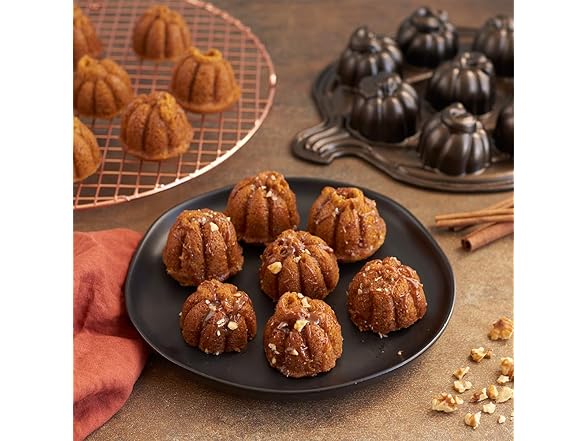 Nordic Ware Lil' Pumpkins Cakelet Pan, 2 Cup Capacity
