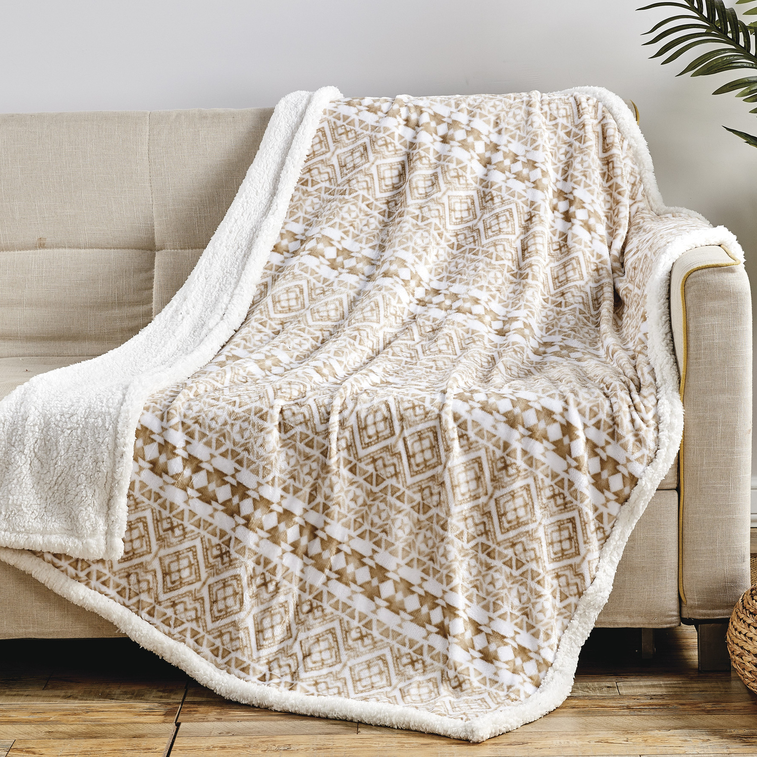 50 x 60 Printed Sherpa Throw Blanket - Gallery 11
