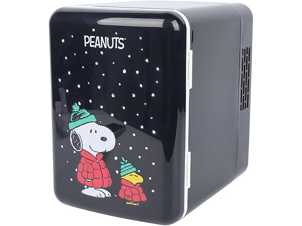 Peanuts - Mini Fridge (6 Cans, Snoopy Puffer)