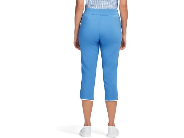 Izod Women (M) Athletic Capri Performance Pants