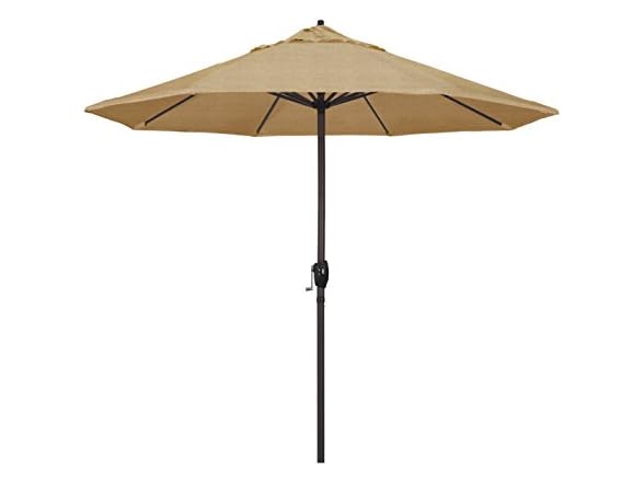 California Umbrella 9' Round