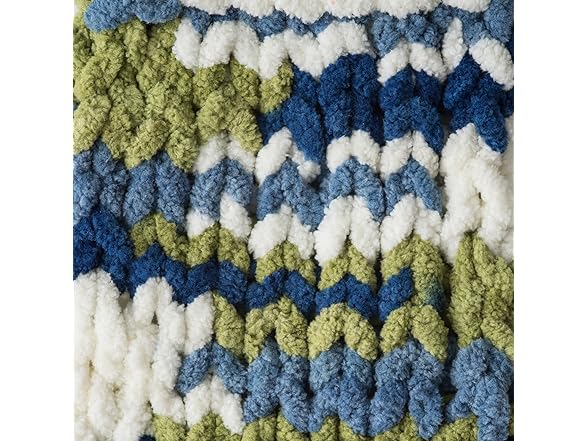 Bernat Blanket Yarn, 5.3 oz, Oceanside