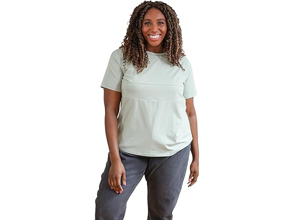 Movemama Nursing T-Shirt with Invisible