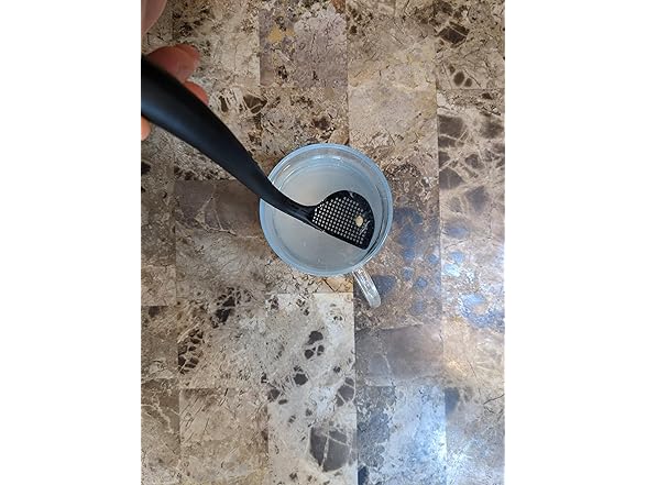 Dr. Cliff’s Eggshell Scooper