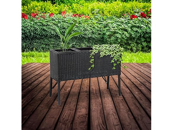 Sunnydaze 3-Section Wicker Raised Planter Box
