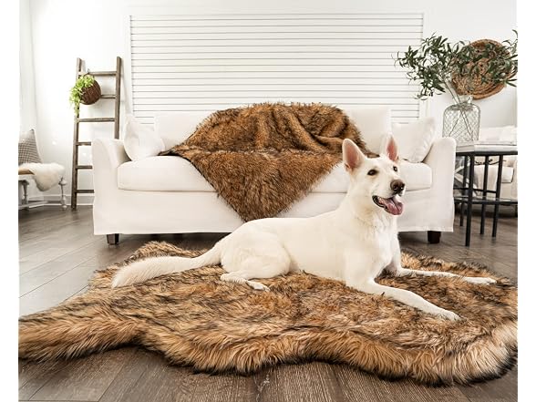 Paw Brands PupRug Curve Luxury Faux Fur Orthopedic