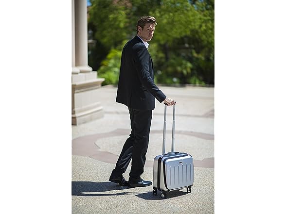 Rockland Revolution Hardside Rolling Computer Case