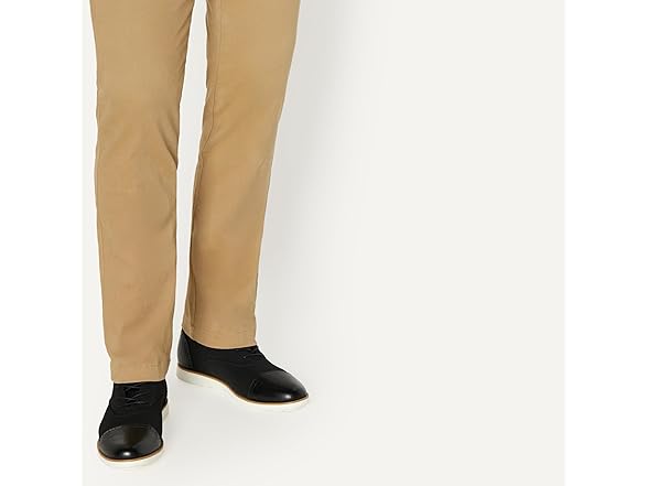 Amazon Essentials Men's Oxford Dress Sneakers