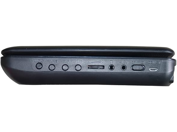 SYLVANIA Proscan Sylvania SDVD1048 10-Inch Porta