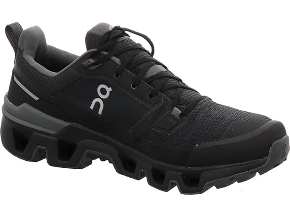 On Running Cloudwander Waterproof Men's Shoes