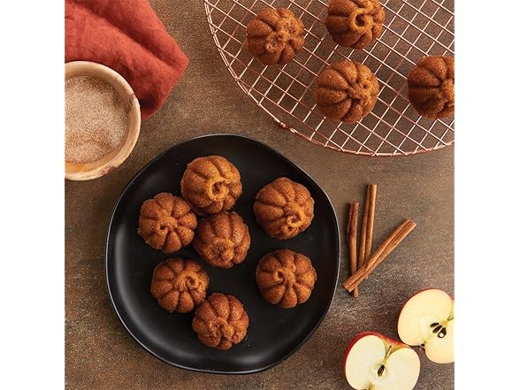 Nordic Ware Lil' Pumpkins Cakelet Pan, 2 Cup Capacity