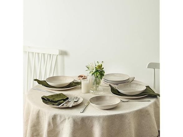 Christian Siriano Onyx 12-Piece Dinnerware Set Porcelain Beige and Gold