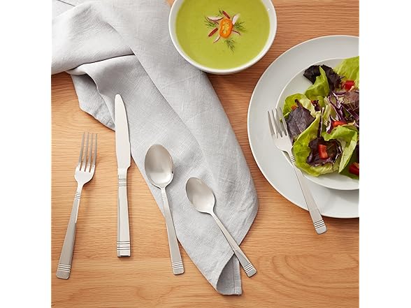 Amazon Basics Silverware, 20-Piece