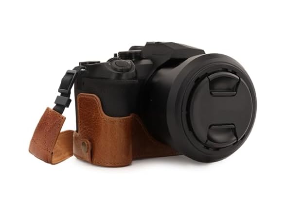 MegaGear Ever Ready Genuine Leather Camera Half Case