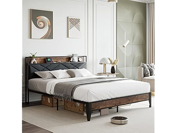GAOMON Queen Metal Bed, Charging