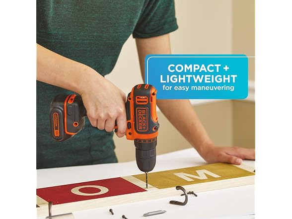 Black+Decker BDCDD12C 12V MAX Drill/Driver Kit