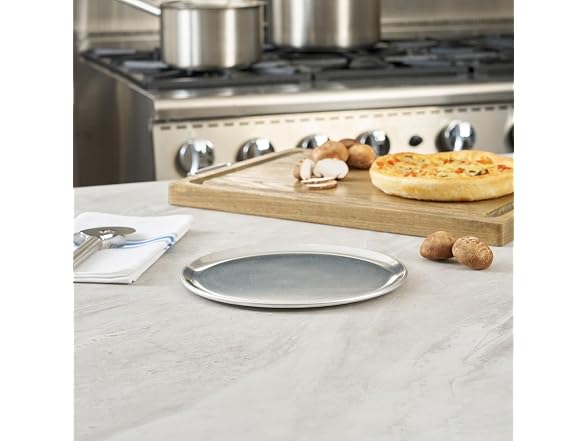 Restaurantware Aluminum Coupe Pizza Pan, 9 In, 12 Pack