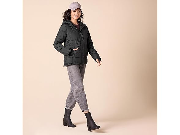 Amazon Essentials Womens Quilted Hooded Puffer Coat (2XL)