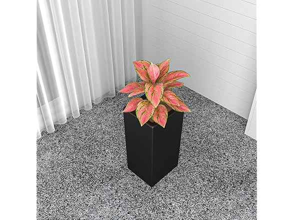 LeisureMod TP24BL Terra Planter Black