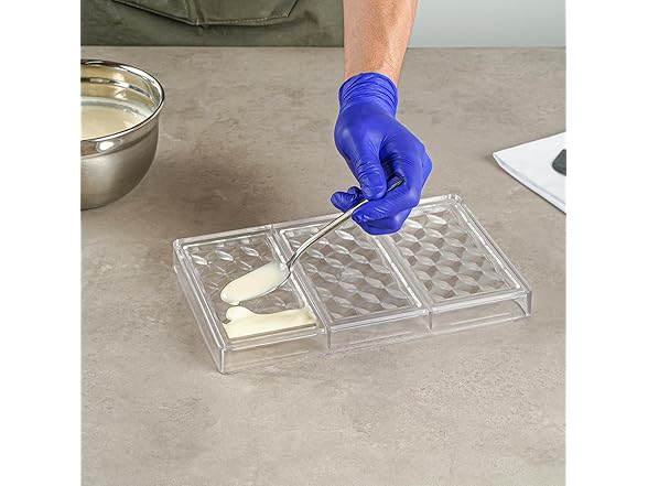 Restaurantware Pastry Tek Chocolate Shaping Mold