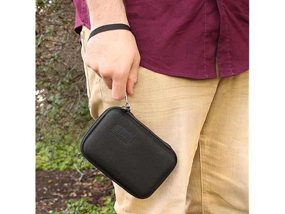 USA Gear DIGITAL DEVICE CASE