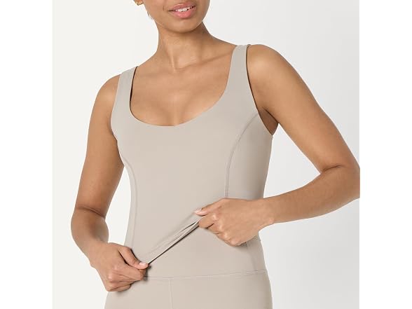 Amazon Essentials Women Formflex Training 2 1 Top