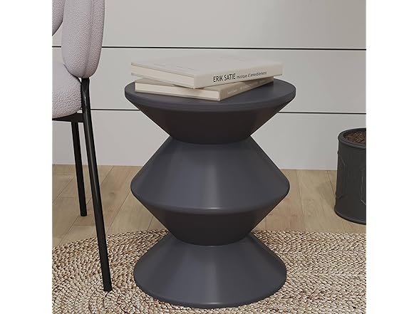 LeisureMod Aura Plastic Side Table