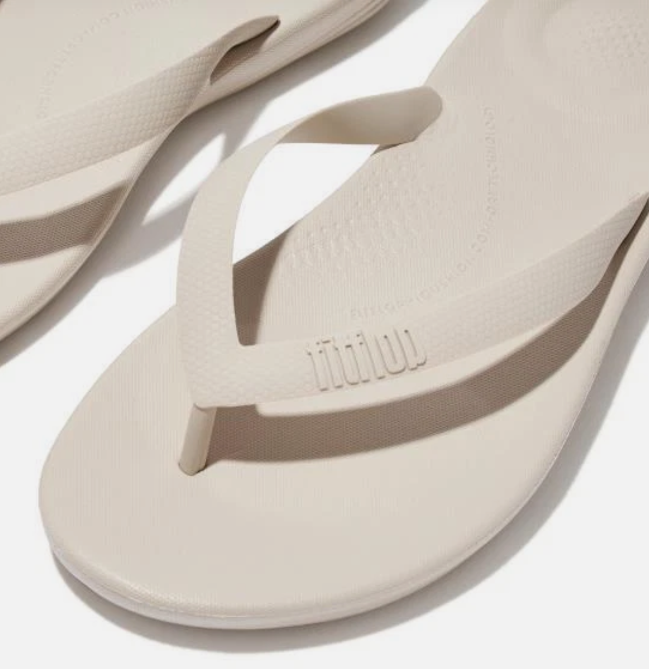 FitFlop Iqushion Ergonimic Flip-Flops - Gallery 5