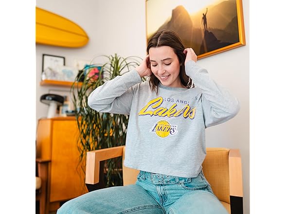 BUCKS Crop Top Sweatshirt (X-Large)