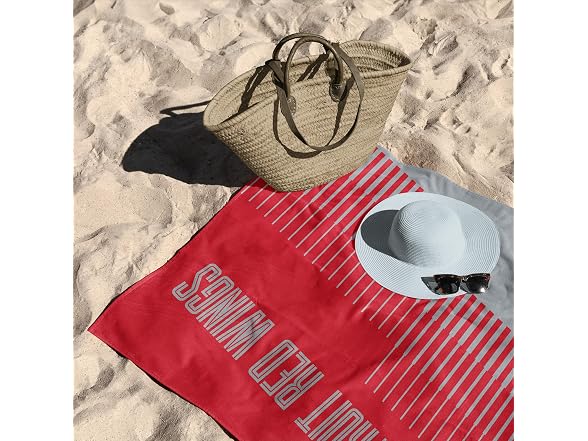 DETROIT RED WINGS Jacquard Beach Towel