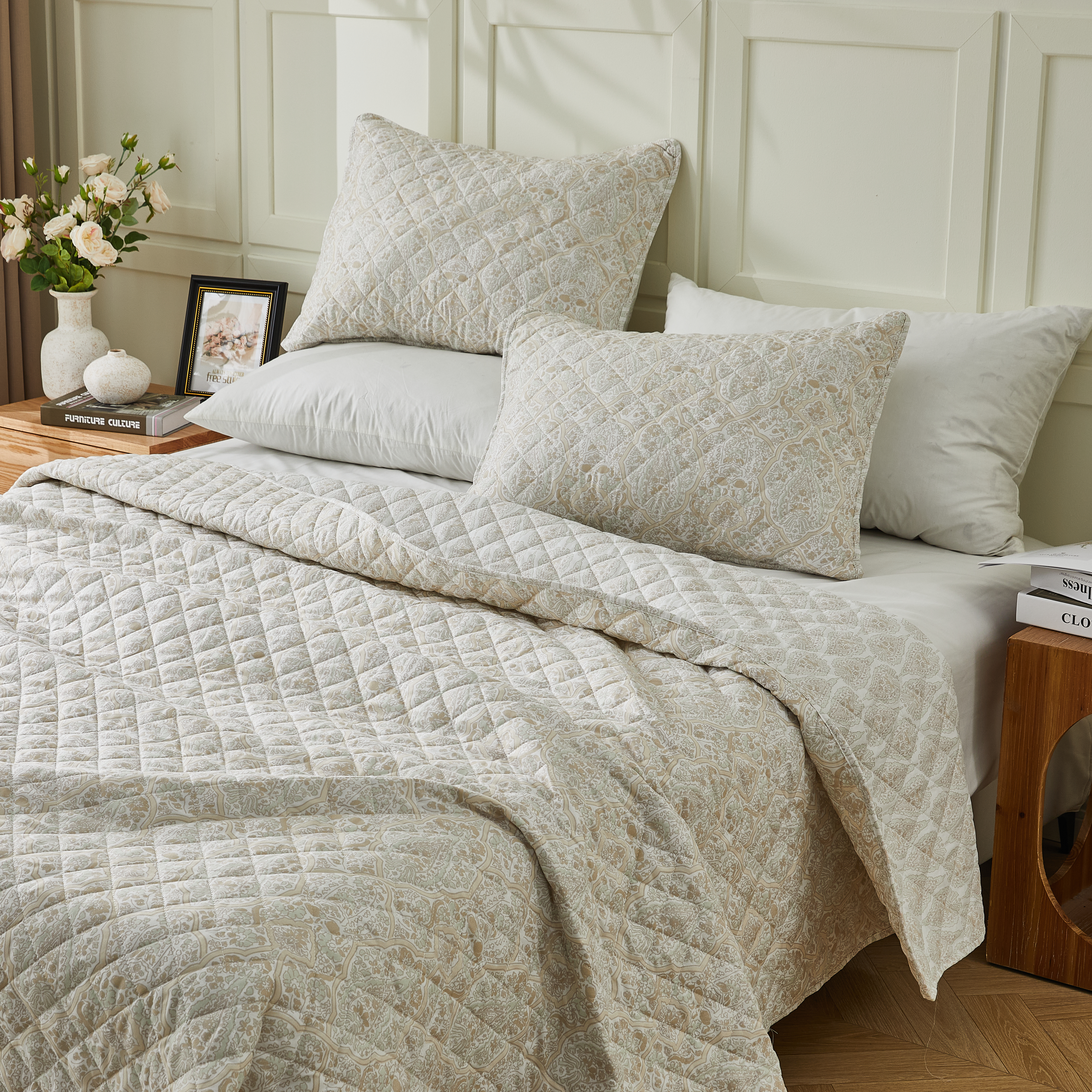 Patina Vie Vintage Floral 3Pc Quilt Set - Gallery 51